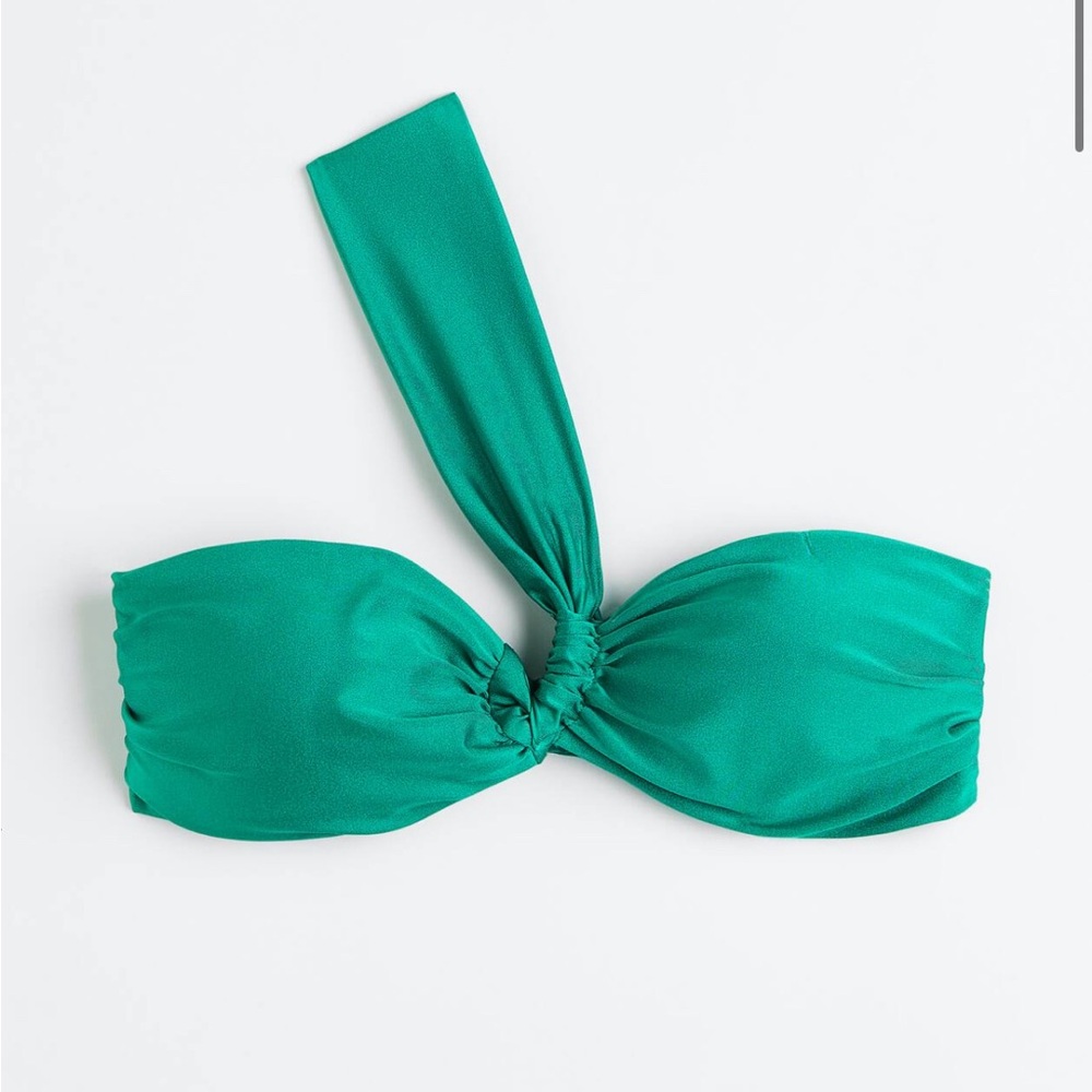 PADDED BANDEAU BIKINI TOP H&M one shoulder. High waist bikini bottom1122177002